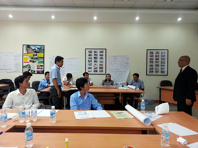 Kỹ năng bán hàng & chăm sóc Khách Hàng chuyên nghiệp - ISUZU (25 & 26.09.2014)